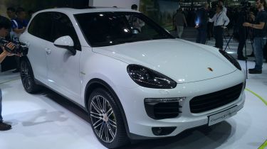 Porsche Cayenne Facelift和S e-hybrid模型在巴黎透露