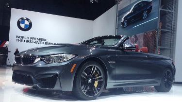 BMW M4敞篷爆炸与425bhp