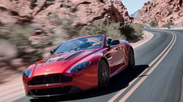 Aston Martin V12 Vantage S Roadster透露了565bhp