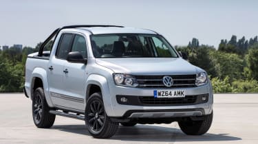 Volkswagen Amarok黑暗标签为英国设置