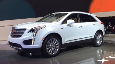 新的Cadillac XT5 SUV在La 2015展示展示