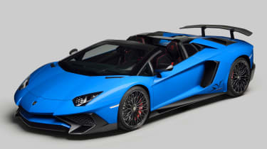 这是Lamborghini Aventador LP750-4 SV Roadster！