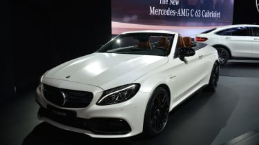 梅赛德斯-AMG C 63 Cabriolet在纽约揭幕