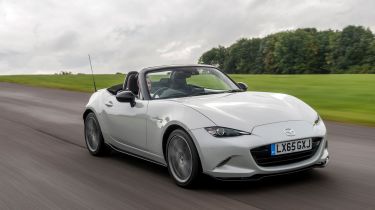 新马自达MX-5赢得了2016年的世界汽车