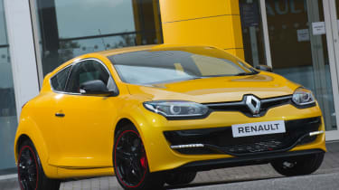 持续的MK3 Renaultsport Megane现在正在销售