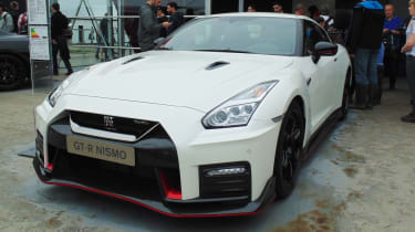 新日产GT-R NISMO从149,995英镑的成本