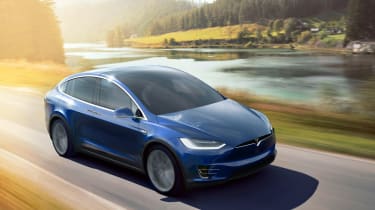 新的2016 Tesla Model X SUV：英国价格，规格和发布日期