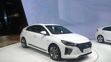 新的Hyundai Ioniq 2016：全英国定价和规格宣布