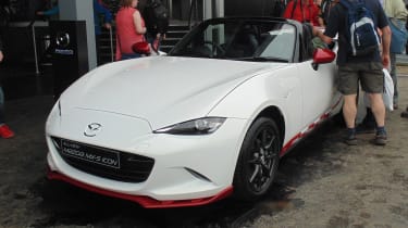 Limited-Run Mazda MX-5图标在Goodwood 2016揭示