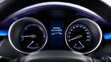 新丰田C-HR售价20,995英镑