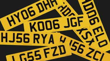 如果汽车被盗或写入，则危险的个性化号码板块