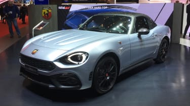 Abarth 124 GT到达日内瓦，可拆卸硬顶