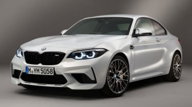 新的BMW M2竞争包装揭开了奥迪TT Rs