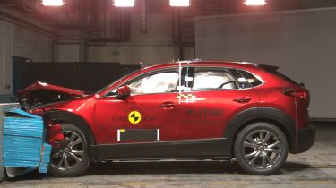 Mazda CX-30获得最佳欧元ncap崩溃 - 测试评分