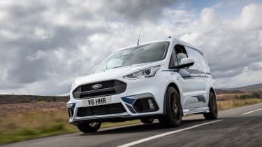 MS-RT Ford Transit Connect提供了24千万英镑的积极寻找