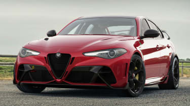 Alfa Romeo Giulia GTA和GTAM：Alfa的新超级轿车探索了