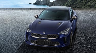 新的2021 kia stinger gt s：英国价格和规格透露