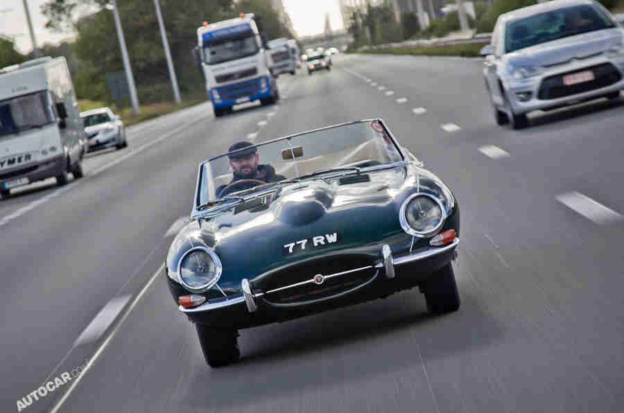 Jaguar E-Type：从记忆道到布朗巷