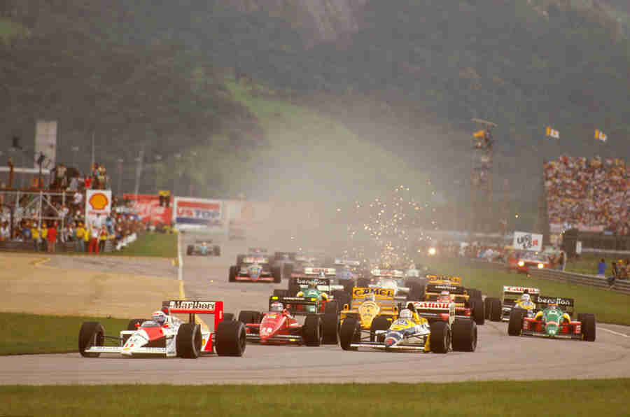 迈凯轮和本田 - 每次F1都在图片中获胜