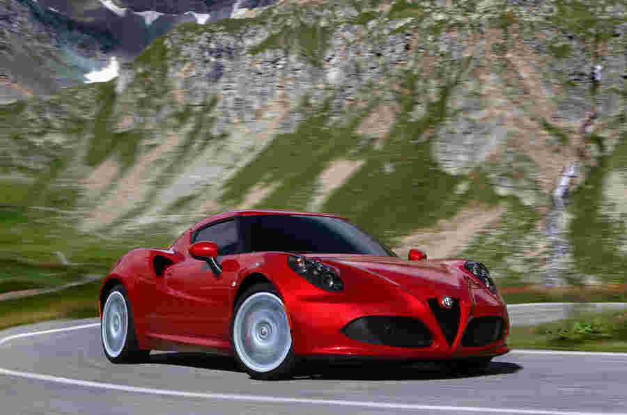 Alfa Romeo 4C成本为45,000英镑