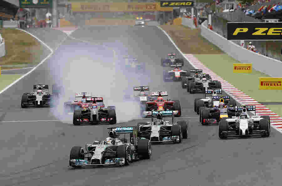 梅赛德斯司机刘易斯汉密尔顿赢得西班牙大奖赛
