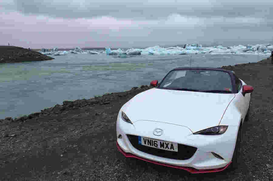 Mazda MX-5 ic in冰岛：博客和画廊