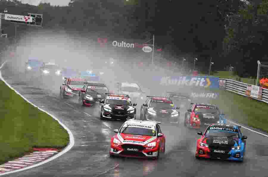 BTCC 2020：Ash Sutton的Oulton Park Win Bolsters Title竞标