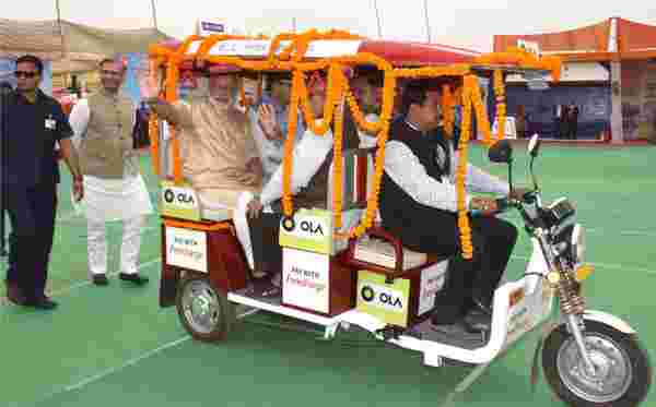 印度目击者e-rickshaw革命