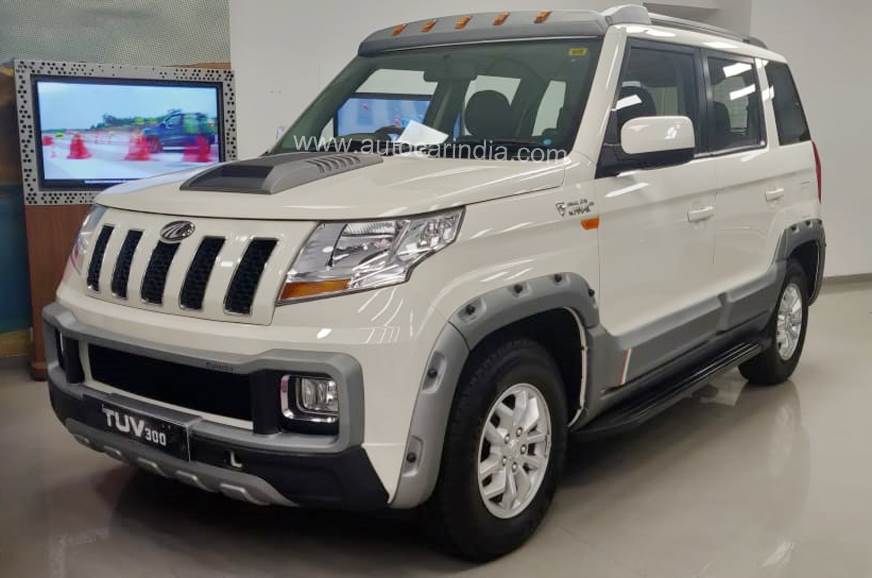 2018年Mahindra Xuv500，天蝎座，Tuv300，Kuv100 NXT的大折扣