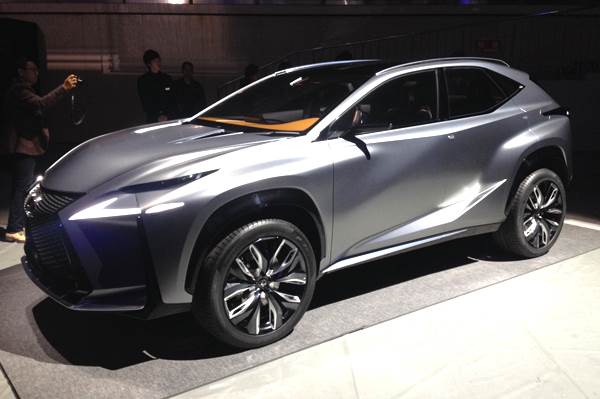 新的lexus lf-nx turbo suv概念亮相