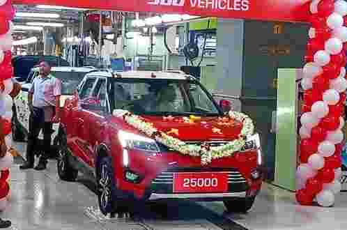 Mahindra XUV300生产交叉25,000单位标记