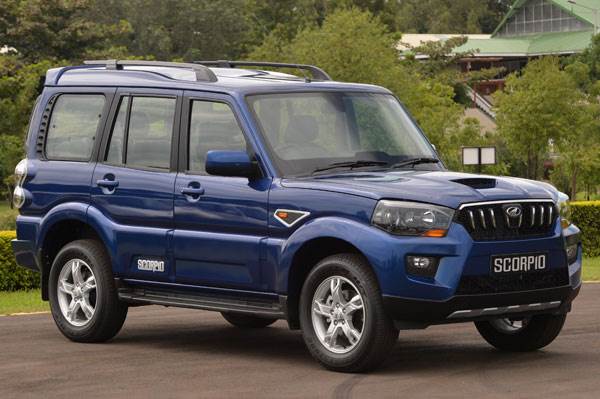 New Mahindra Scorpio VS竞争对手：价格对比