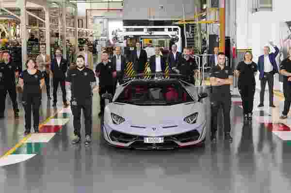 10,000th Lamborghini Aventador生产