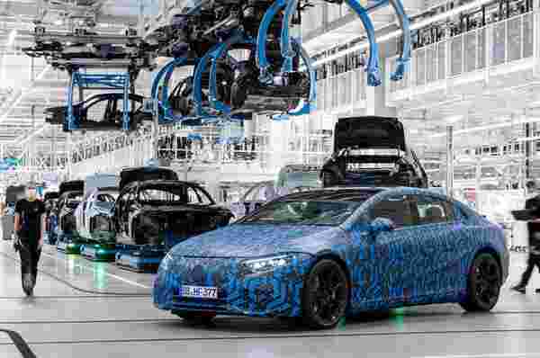 梅赛德斯 - 奔驰在2022年底之前首次亮相六欧元模型