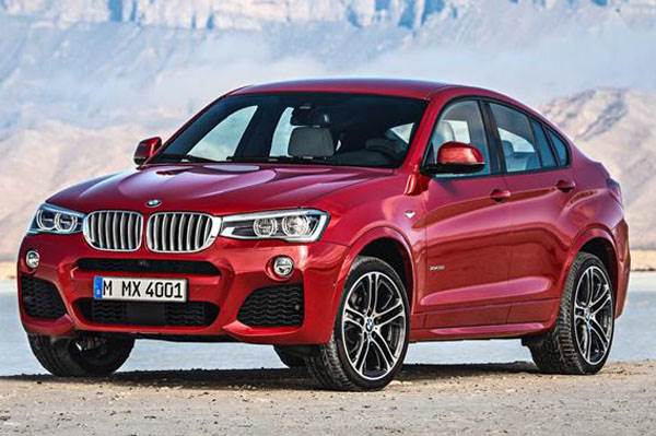 宝马在高性能bmw x4上工作