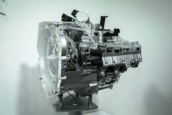 Hyundai展示了新的汽车盒，Turbo发动机