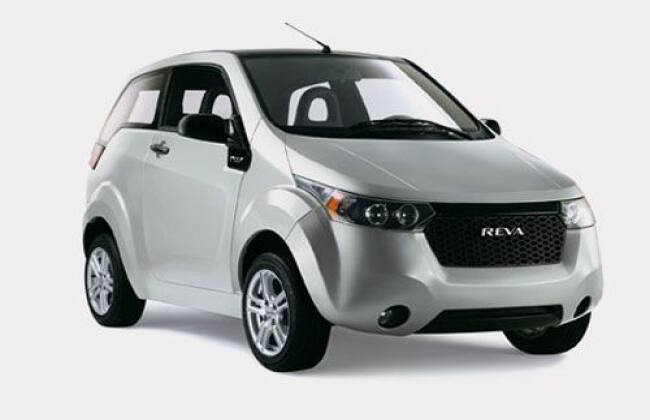 Mahindra Reva NXR电动车在2012年休息封面