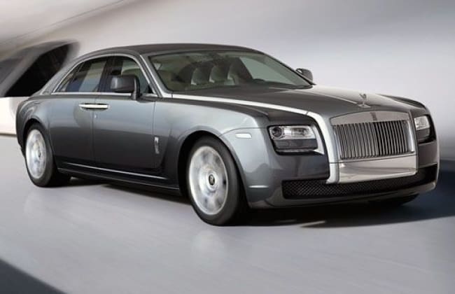 Rolls-Royce在2011年在3200个单位中记录了过去的最高销售额