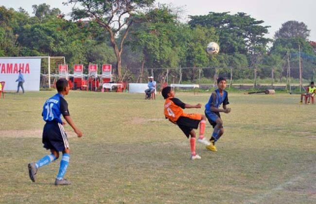 雅马哈东盟杯U-13足球的半决赛比赛在加尔各答总结