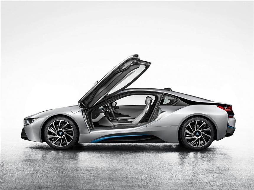 BMW I8印度于2015年2月18日推出