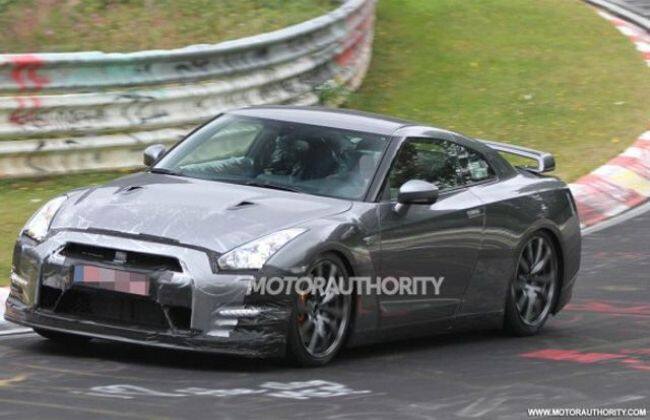 2014年日产GT-R;第一个间谍图片