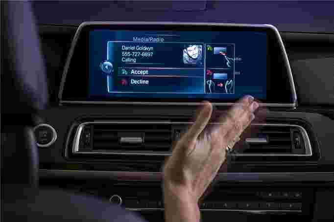 BMW在CES 2015上展示了新的Idrive系统