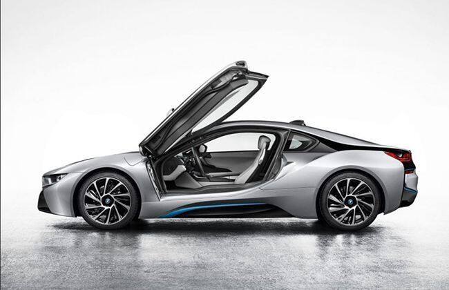 BMW i8图像在法兰克福首次亮相之前泄露