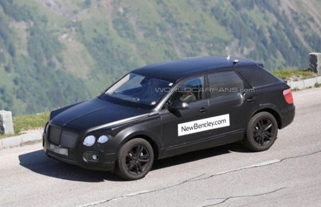 即将到来的Bentley's Crossover SUV Spied