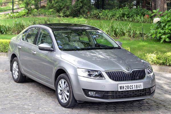 Skoda Octavia Squide Plus于22.84卢比推出