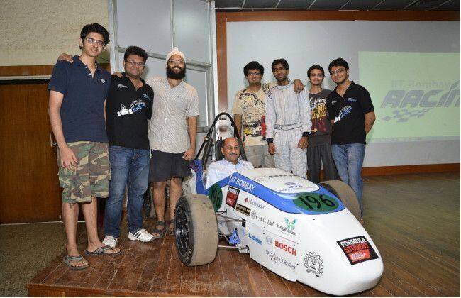 IIT孟买赛车队在2014年竞争于2014年式学生赛车