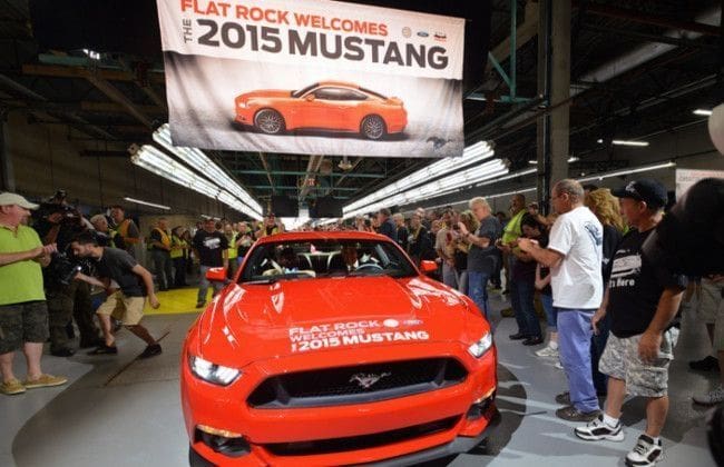 2015 FORD Mustang进入生产;在50年内首次启动全球发行！
