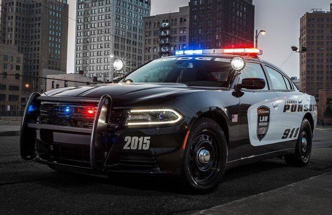 新的2015年Dodge Charger为美国警察