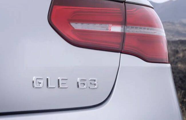 梅赛德斯奔驰透露了GLE 63 AMG的预告片视频在2015年底特律电机展上展示