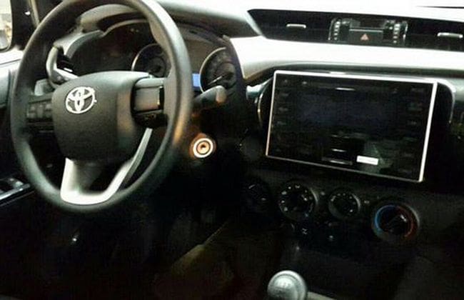 看到下一个Gen Toyota Fortuner Interiors！